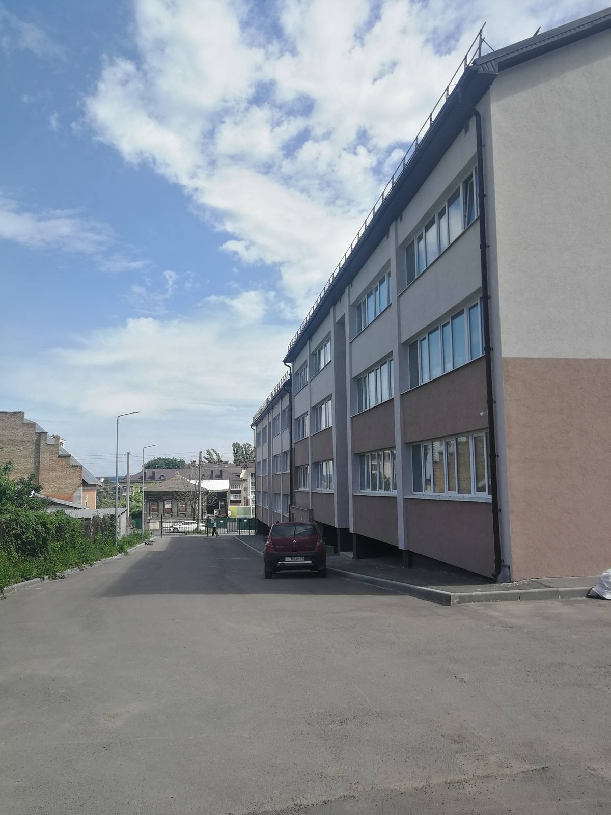 Дом — вид сбоку